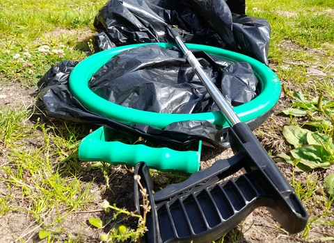 litter pick equipment